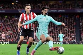 洛杉矶天使队正式更名为“洛杉矶安纳海姆天使”，引发行政区域归属权的长期争议